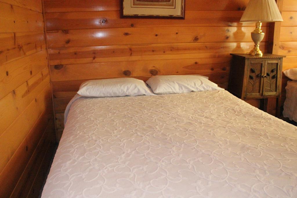 Twin Lakes Resort Bridgeport Zimmer foto